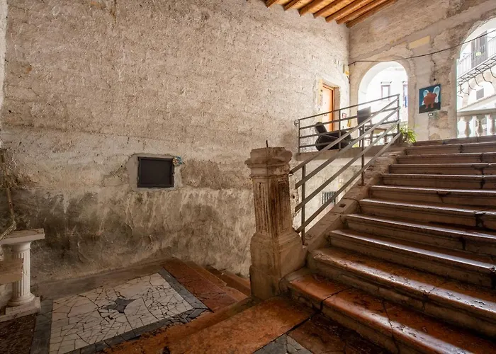 Vittorio Emanuele Apartment With Terrace By Wonderful Italy